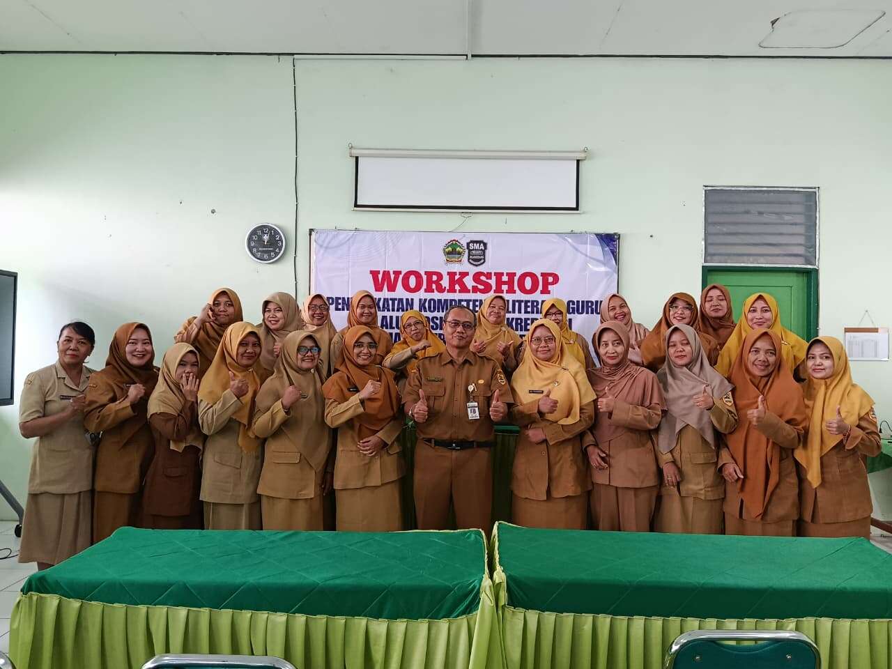 WORKSHOP Peningkataan Kompetensi Literasi Guru